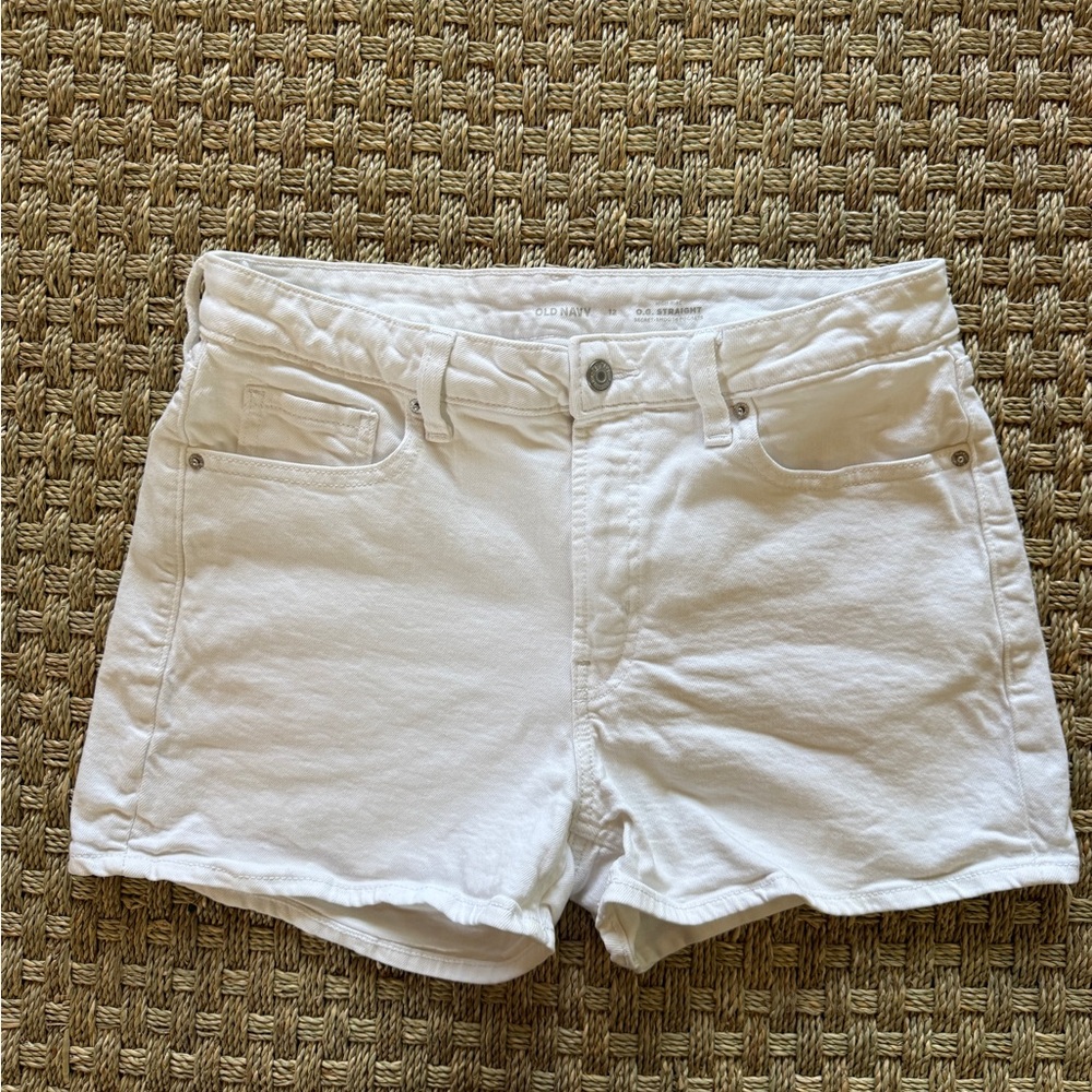 Old Navy White Denim Shorts - Casual Five-Pocket Style